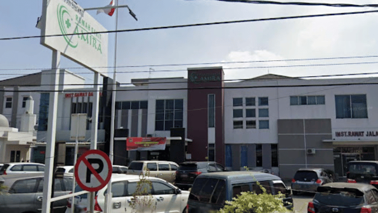 RSU Amira Purwakarta